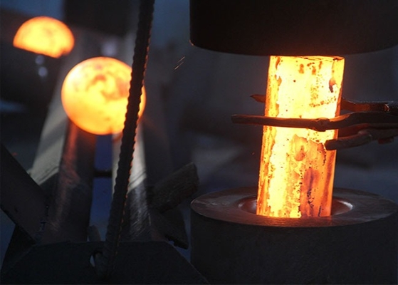 Core Hardness Of ≥55 HRC Forged Steel Grinding Balls For Mineral Grinding Mill 20mm-100mm Size