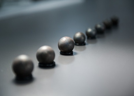 Hot Rolling Forged Forging Grinding Media Steel Ball Grinding Gold Mine Ore Ball Mill With Microstructure M B C