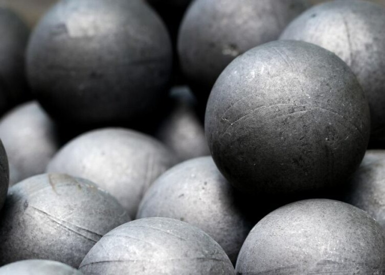 New Products 20-150mm High Hardness Iron Ore Grinding Media Ball Forging Steel Ball for Ball Mill Machine Factory